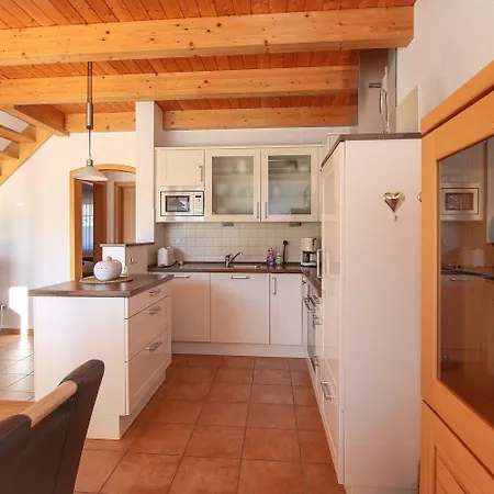 Huus-ant-water Apartment *